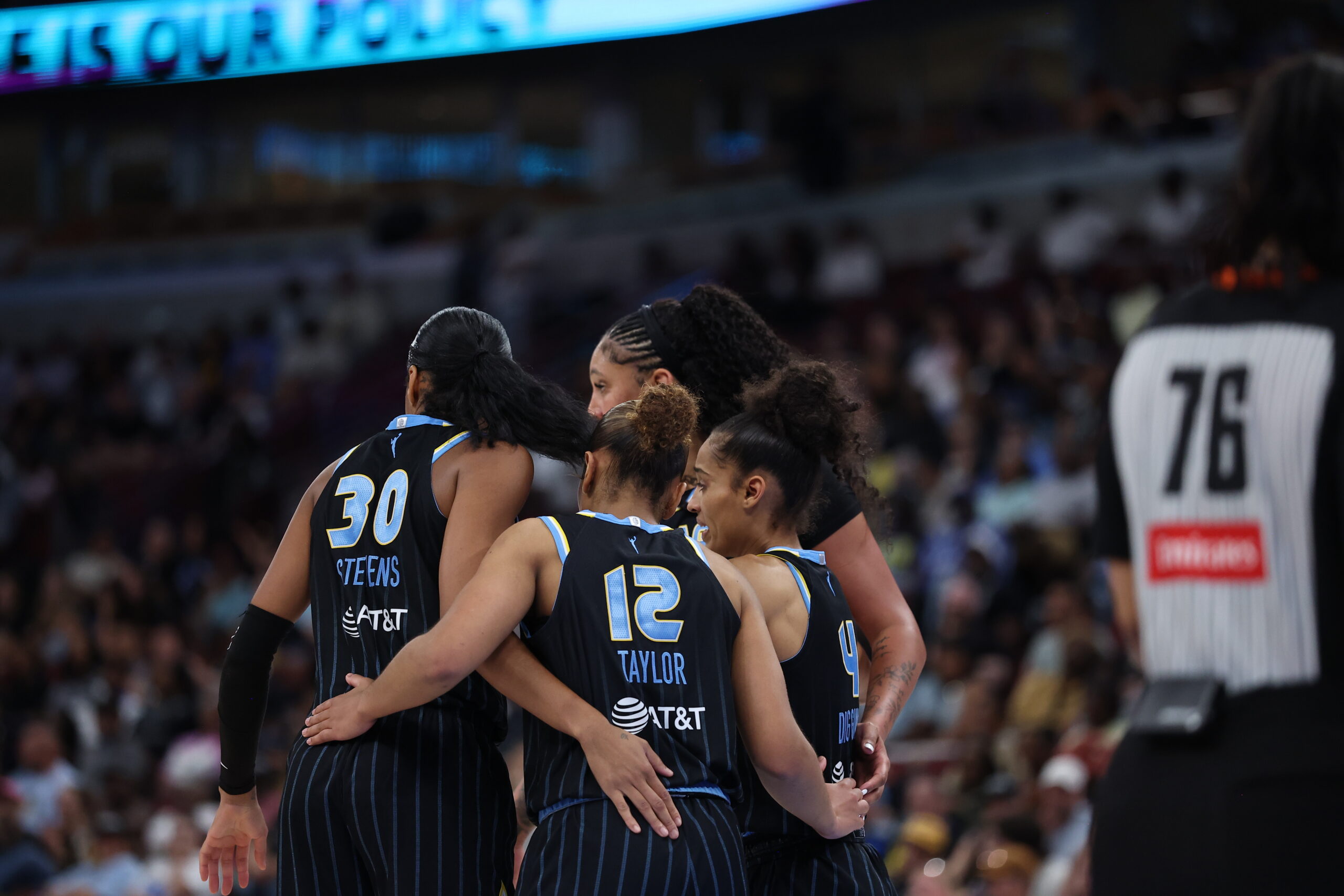 Recap: Sky Narrowly Lose to Aces, 107-99, in High-Scoring United Center Outing